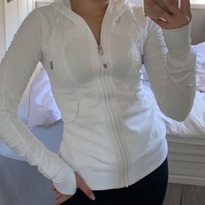 Beyond Studio Jacket white